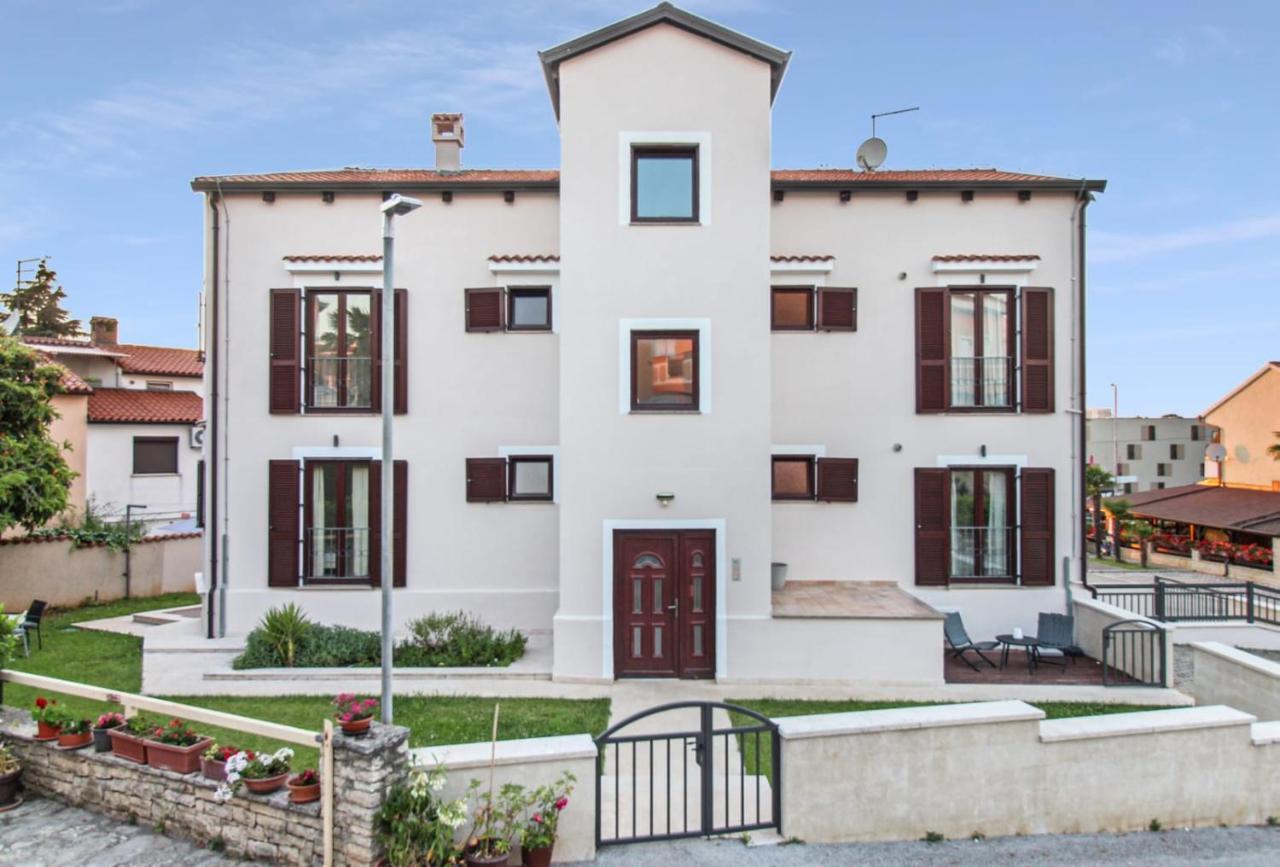 Apartments Villa Alba Poreč Eksteriør bilde