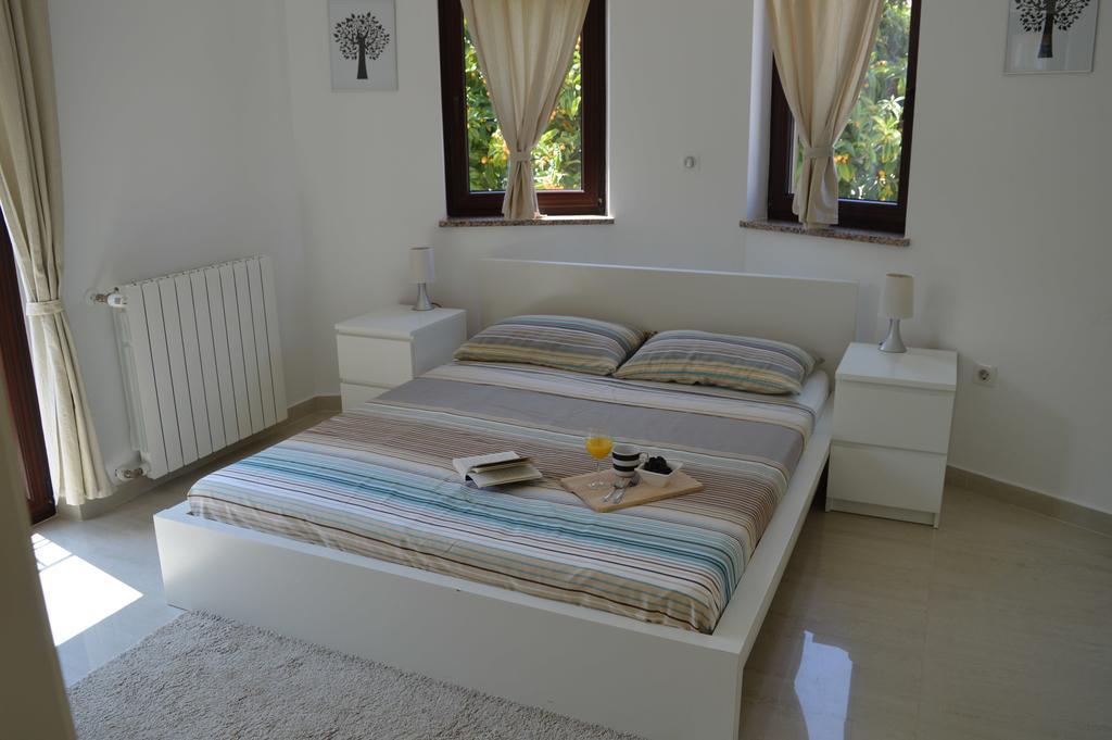 Apartments Villa Alba Poreč Eksteriør bilde