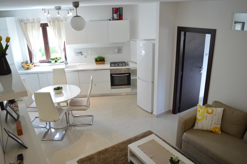 Apartments Villa Alba Poreč Eksteriør bilde