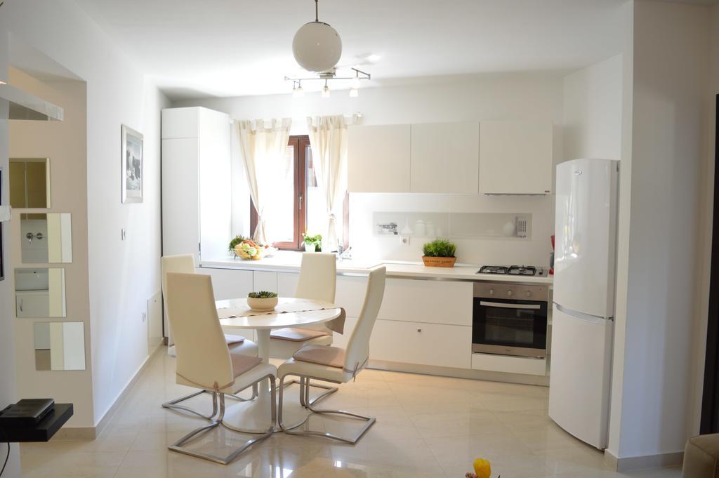 Apartments Villa Alba Poreč Eksteriør bilde